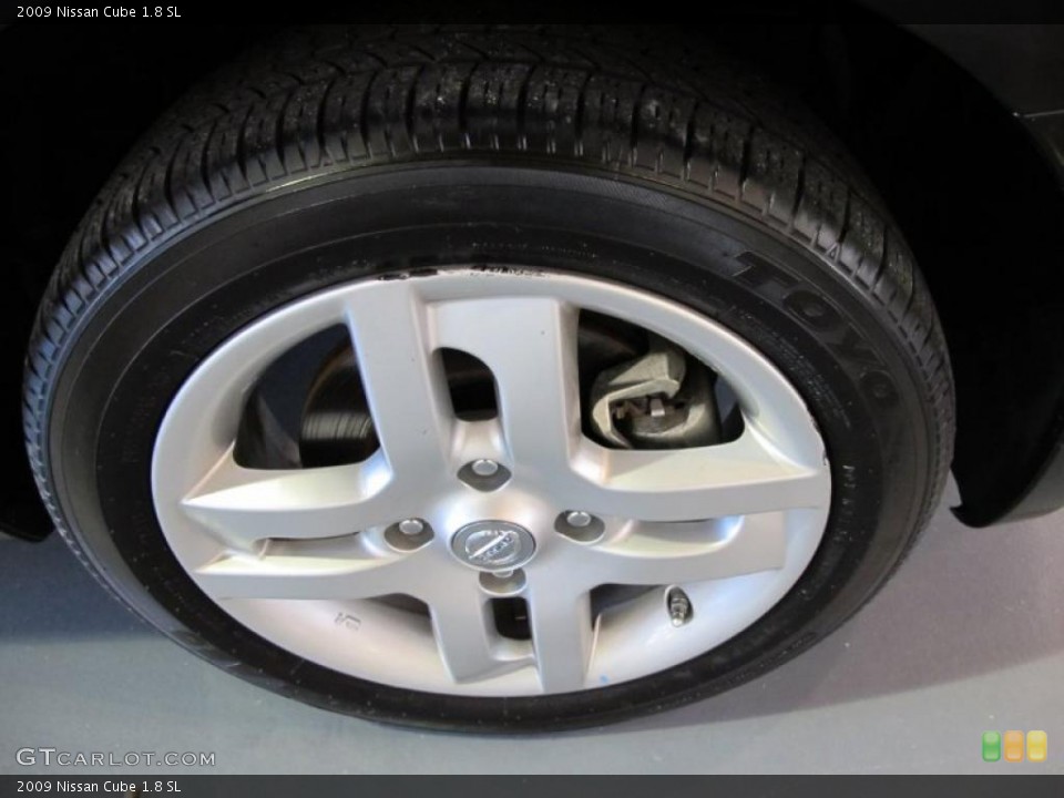 2009 Nissan Cube 1.8 SL Wheel and Tire Photo #41514605