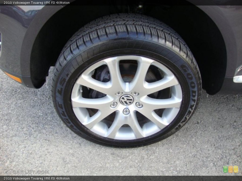 2010 Volkswagen Touareg VR6 FSI 4XMotion Wheel and Tire Photo #41560839