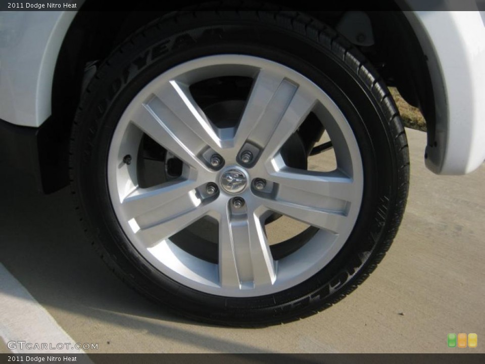 2011 Dodge Nitro Heat Wheel and Tire Photo #41568855