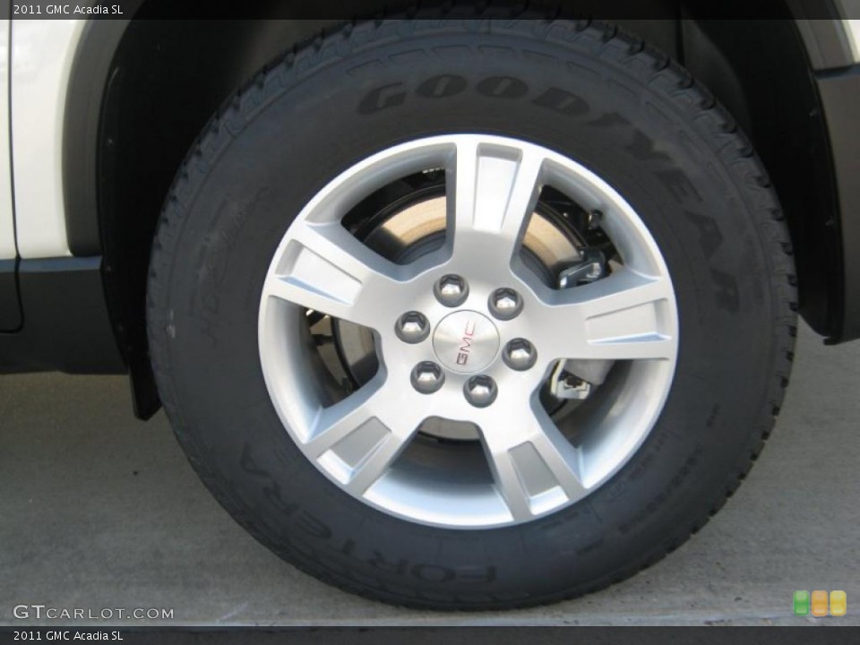 2011 GMC Acadia SL Wheel and Tire Photo #41571559