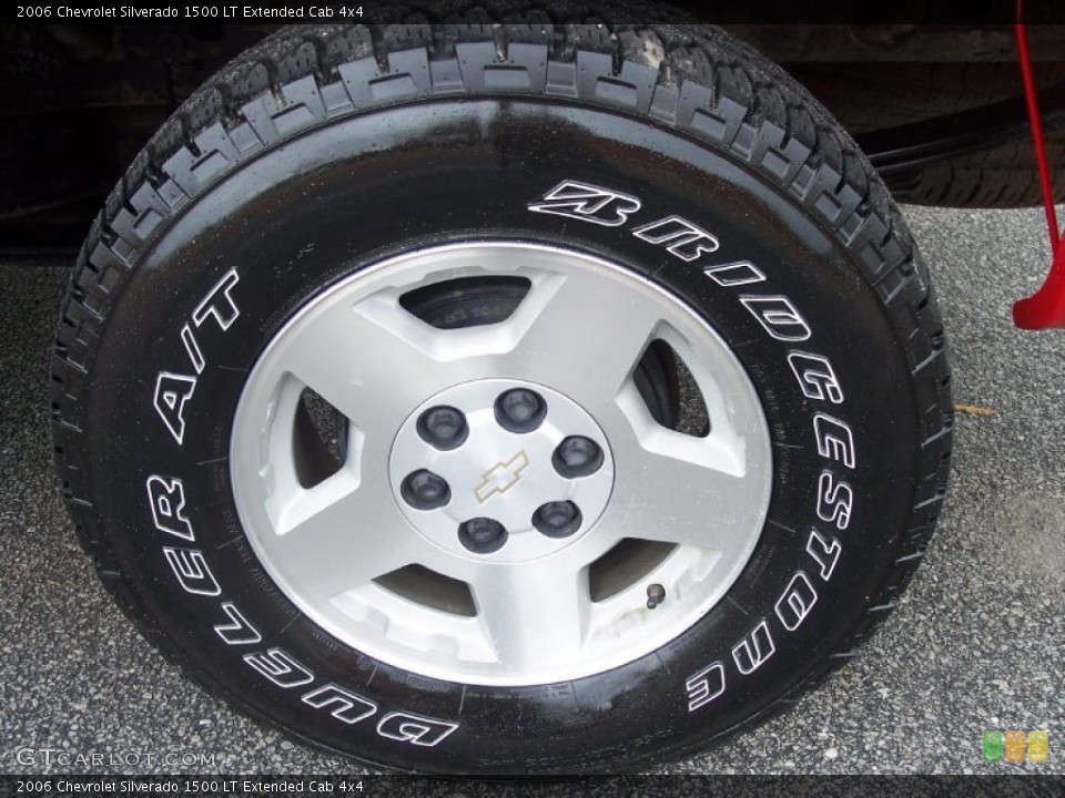 2006 Chevrolet Silverado 1500 LT Extended Cab 4x4 Wheel and Tire Photo #41588535