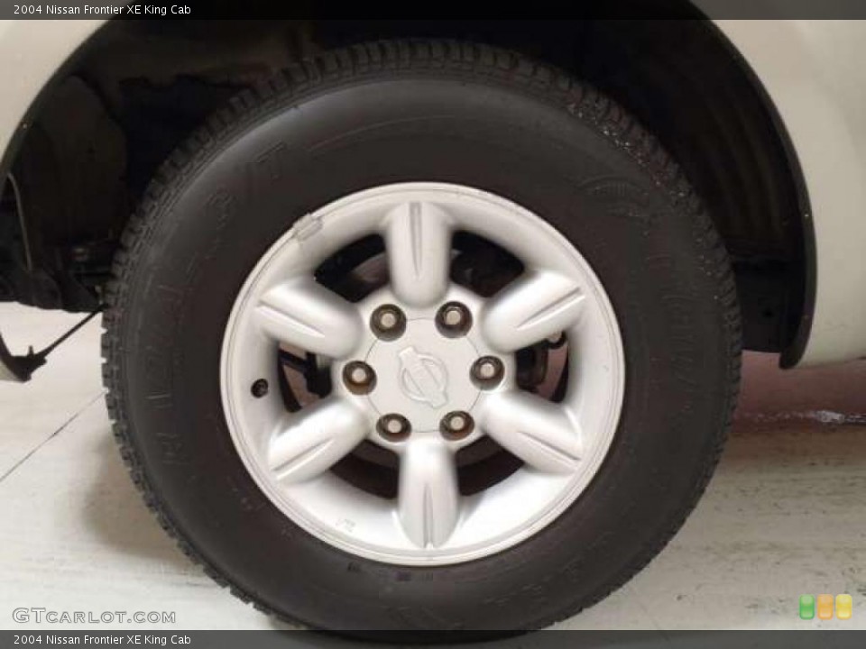 2004 Nissan Frontier XE King Cab Wheel and Tire Photo #41632707