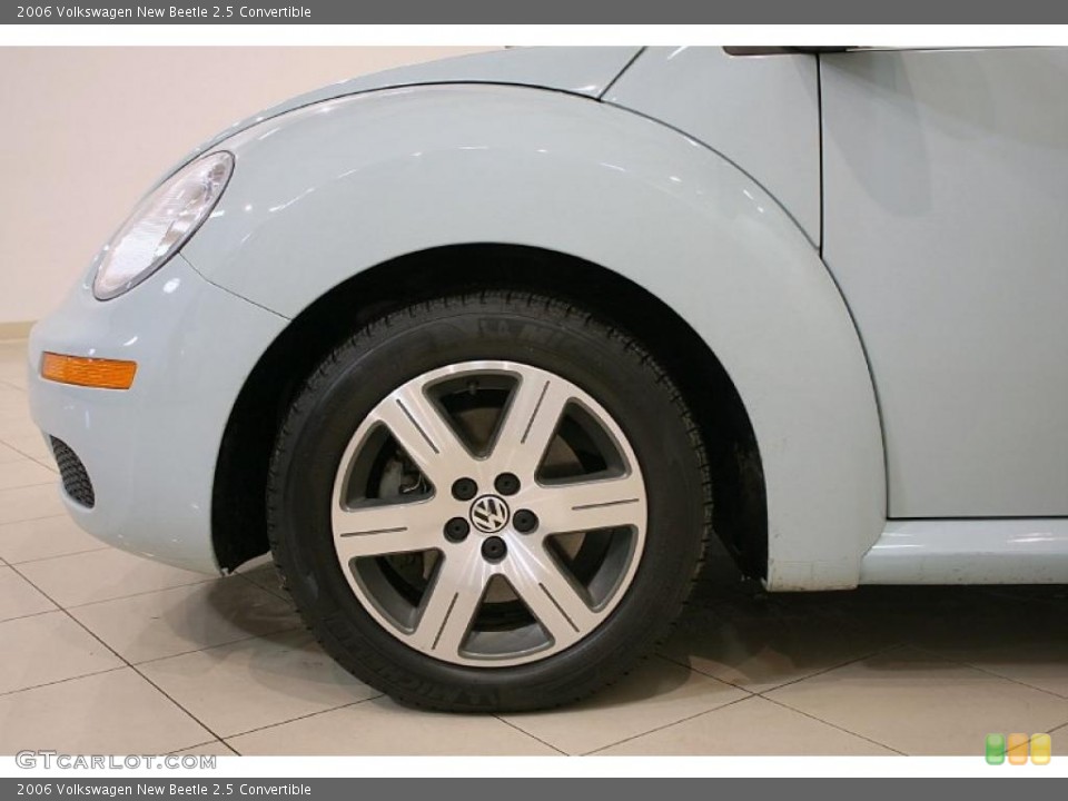 2006 Volkswagen New Beetle 2.5 Convertible Wheel and Tire Photo #41634803