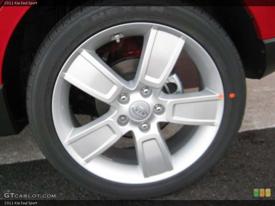 2011 Kia Soul Sport Wheel and Tire Photo #41641491