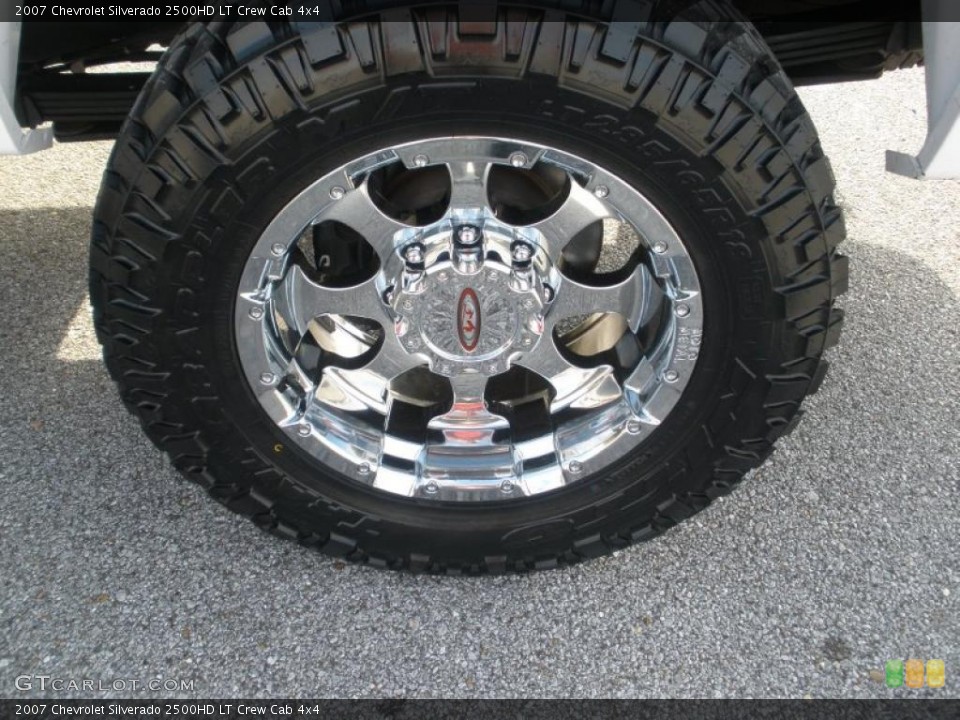 2007 Chevrolet Silverado 2500HD Custom Wheel and Tire Photo #41684981