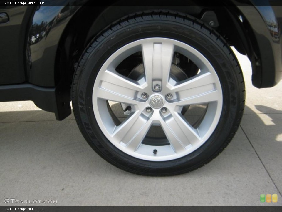 2011 Dodge Nitro Heat Wheel and Tire Photo #41746511