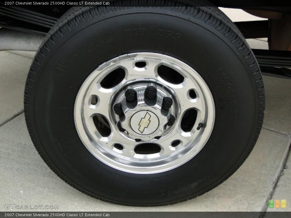 2007 Chevrolet Silverado 2500HD Classic LT Extended Cab Wheel and Tire Photo #41762505