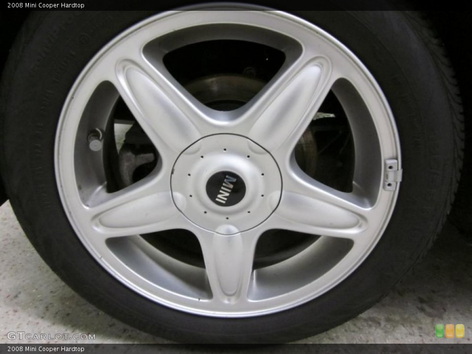 2008 Mini Cooper Hardtop Wheel and Tire Photo #41765825