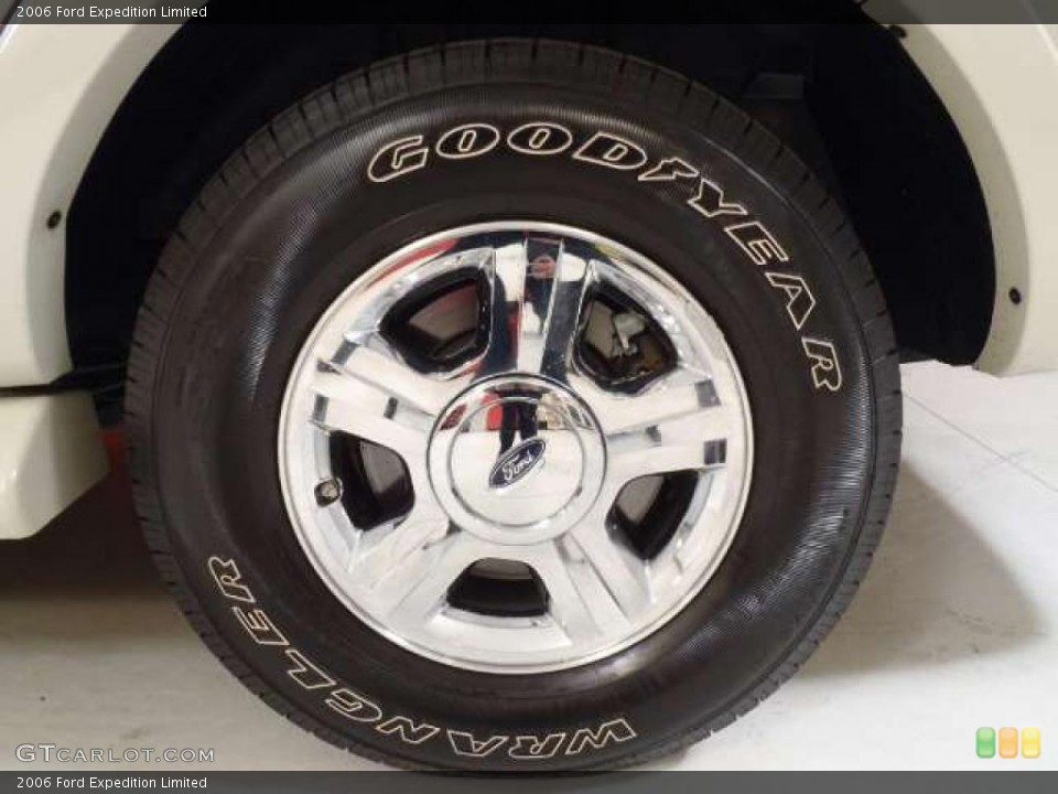 2006 Ford Expedition Limited Wheel and Tire Photo #41792323