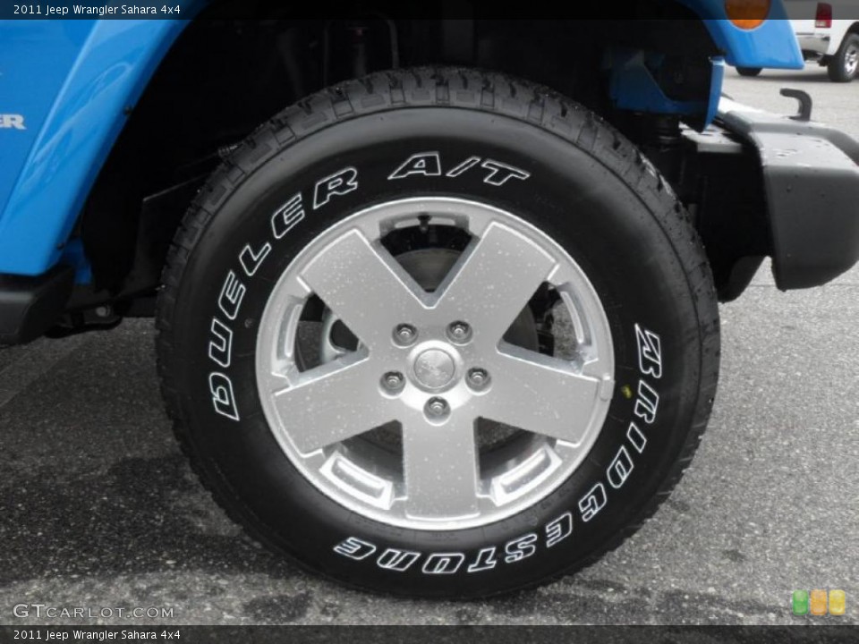 2011 Jeep Wrangler Sahara 4x4 Wheel and Tire Photo #41831664
