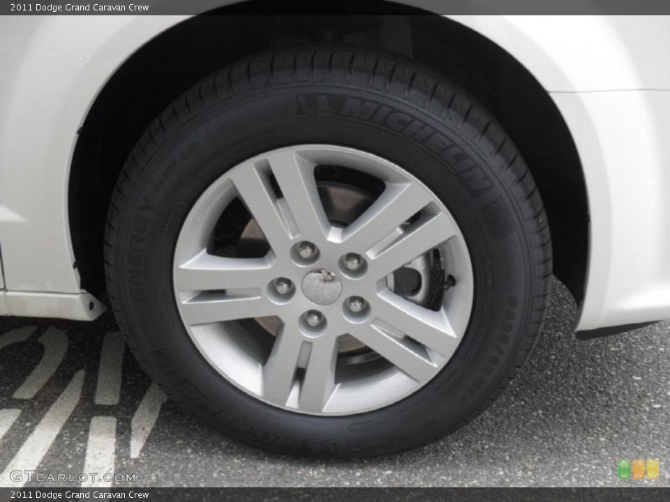 2011 Dodge Grand Caravan Crew Wheel and Tire Photo #41832100