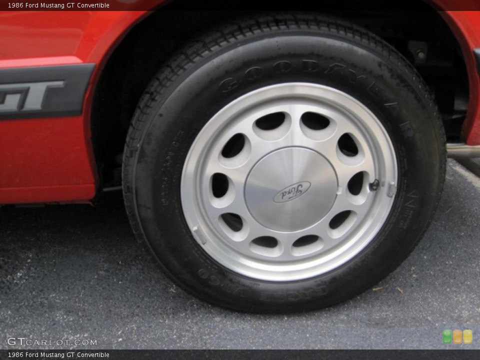 1986 Ford Mustang GT Convertible Wheel and Tire Photo #41872670