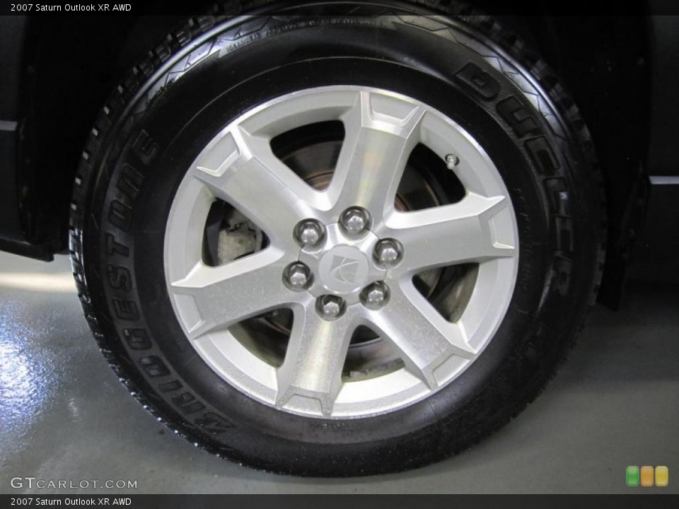 2007 Saturn Outlook XR AWD Wheel and Tire Photo #41879522