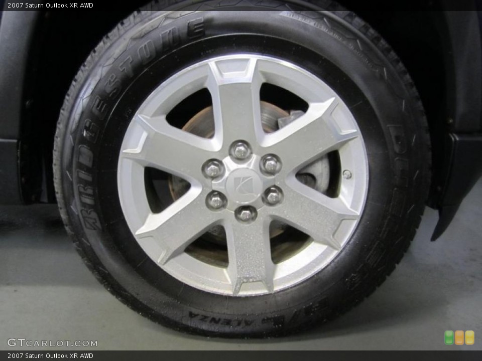 2007 Saturn Outlook XR AWD Wheel and Tire Photo #41879542