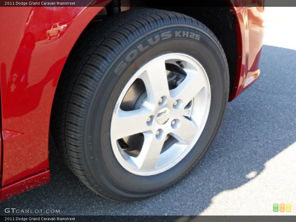 2011 Dodge Grand Caravan Mainstreet Wheel and Tire Photo #41903252