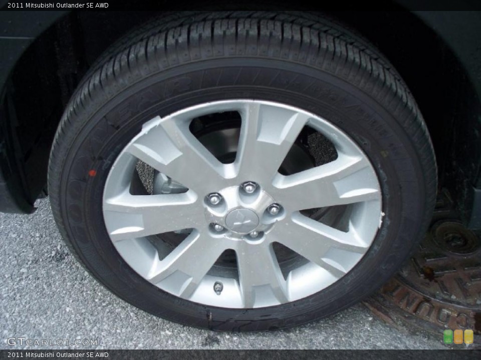 2011 Mitsubishi Outlander SE AWD Wheel and Tire Photo #41915533