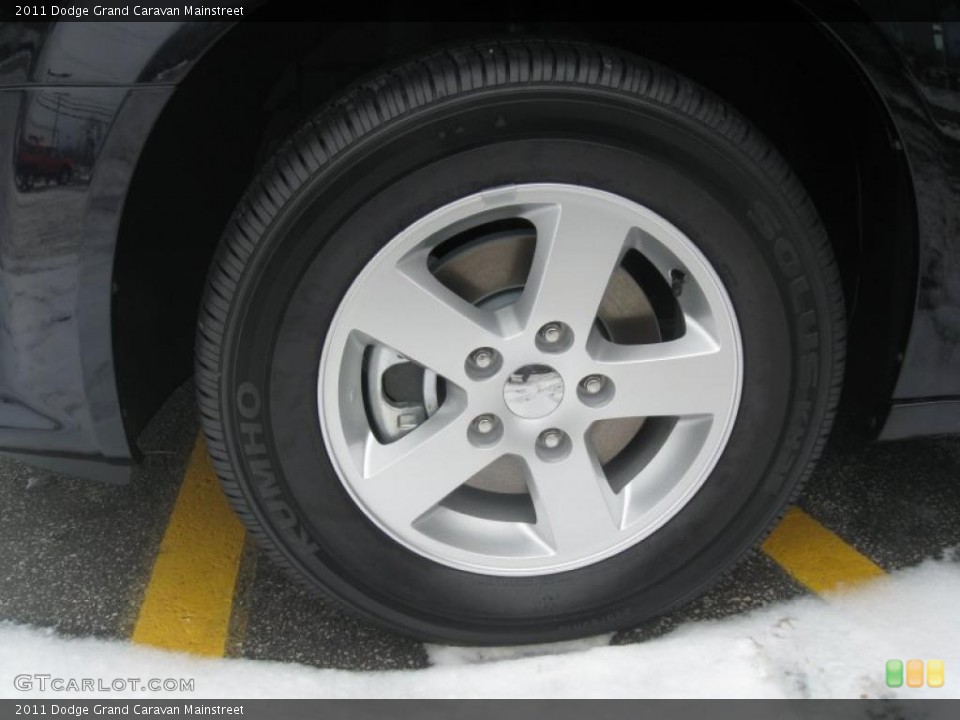 2011 Dodge Grand Caravan Mainstreet Wheel and Tire Photo #41948317