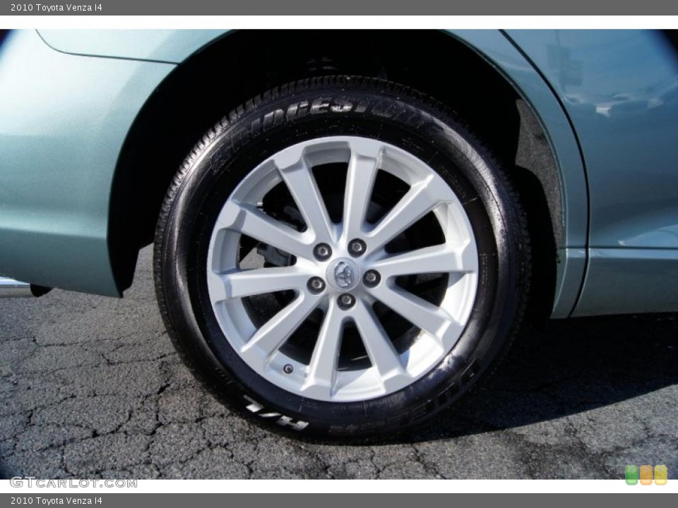 2010 Toyota Venza I4 Wheel and Tire Photo #42097436