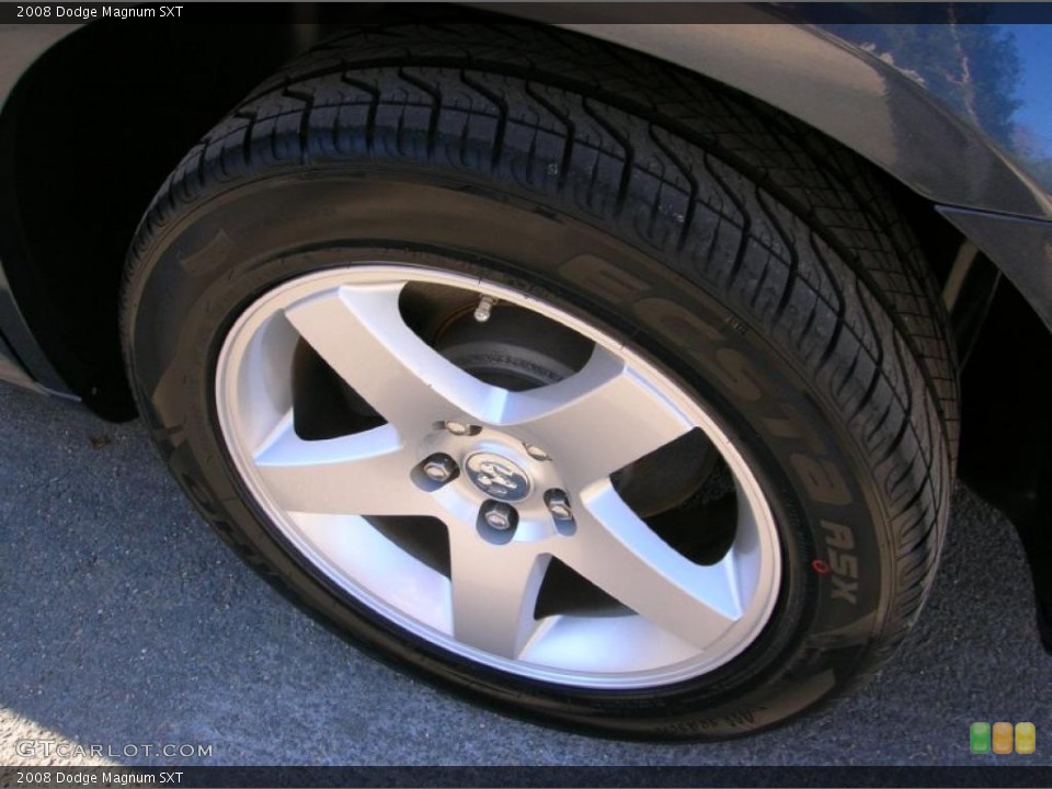 2008 Dodge Magnum SXT Wheel and Tire Photo #42106337