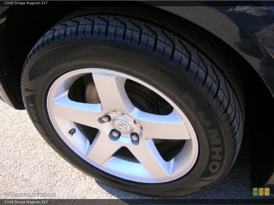 2008 Dodge Magnum SXT Wheel and Tire Photo #42106369