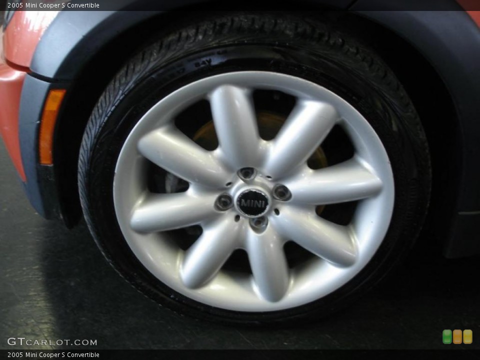 2005 Mini Cooper S Convertible Wheel and Tire Photo #42120832