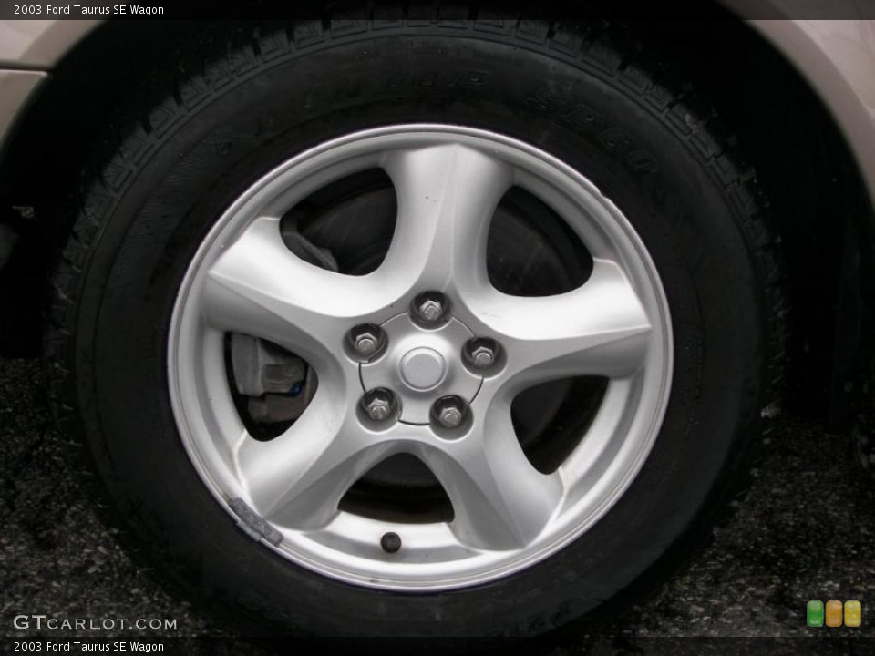 2003 Ford Taurus SE Wagon Wheel and Tire Photo #42124946