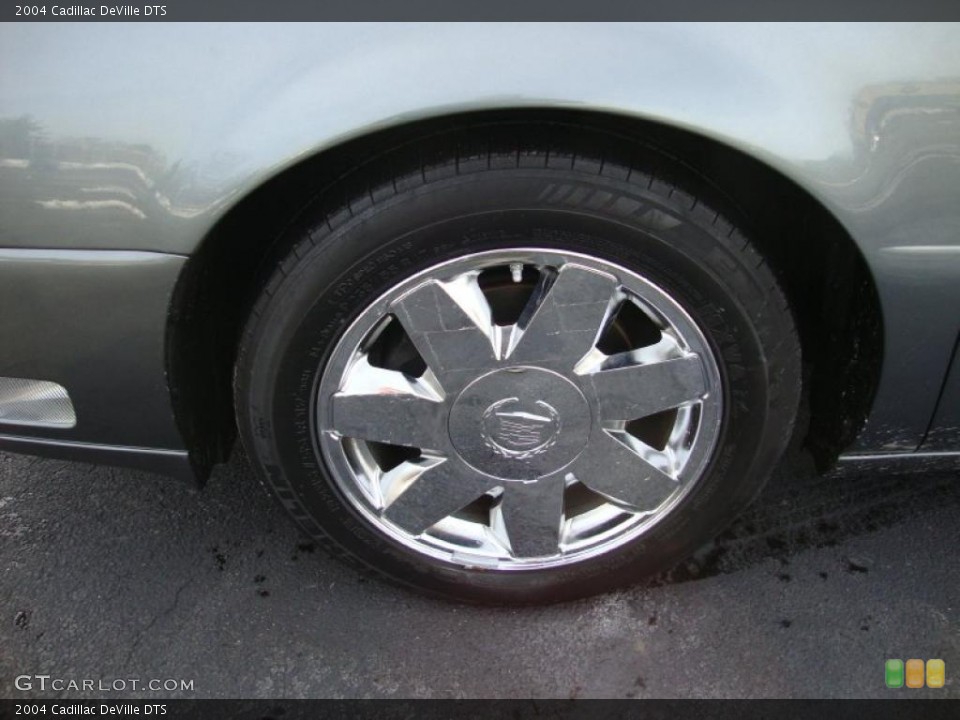 2004 Cadillac DeVille DTS Wheel and Tire Photo #42174732