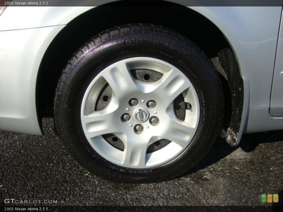 2003 Nissan Altima 2.5 S Wheel and Tire Photo #42192235