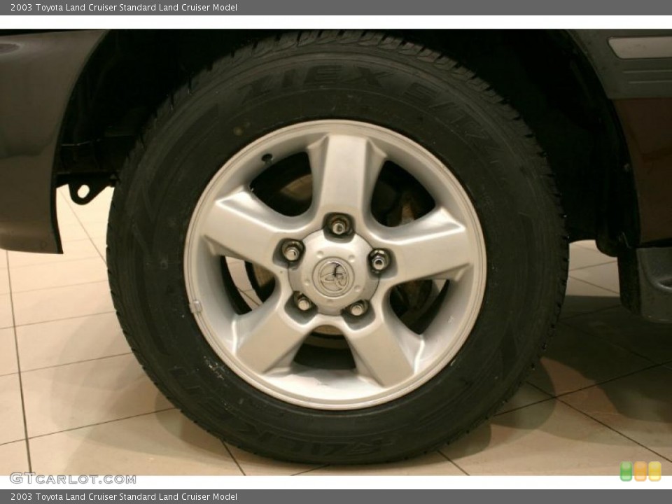 2003 Toyota Land Cruiser Wheels and Tires