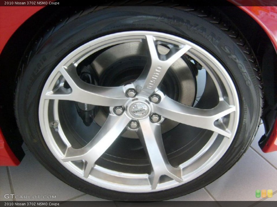 2010 Nissan 370Z NISMO Coupe Wheel and Tire Photo #42199411