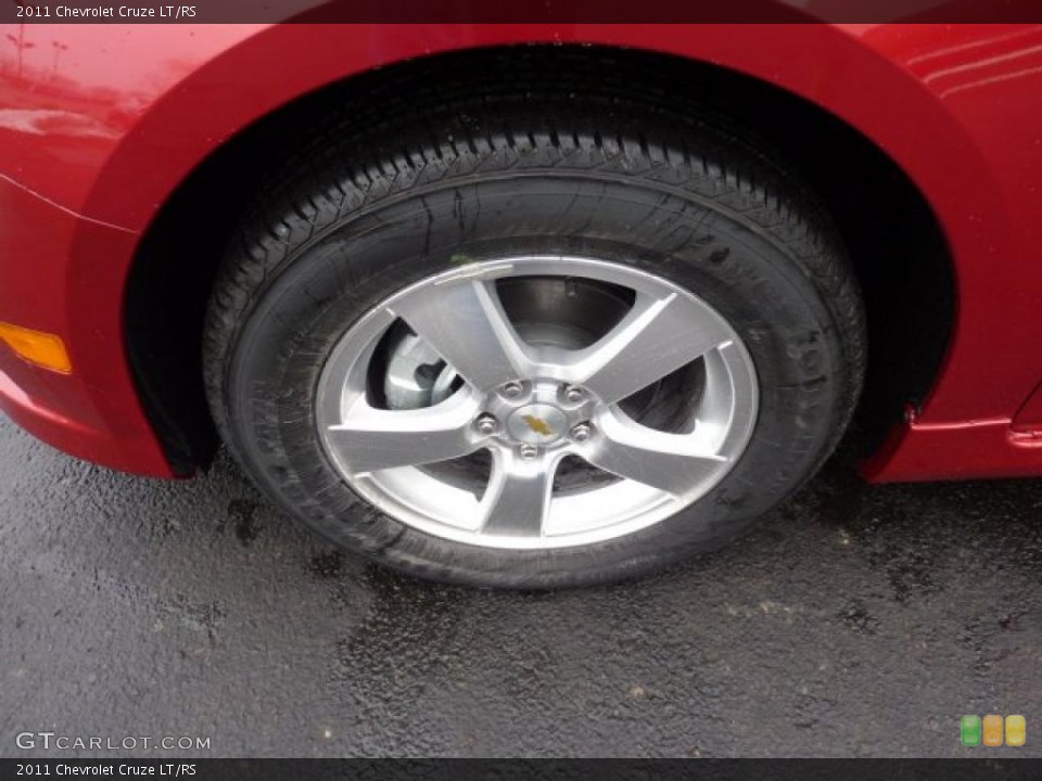 2011 Chevrolet Cruze LT/RS Wheel and Tire Photo #42220476