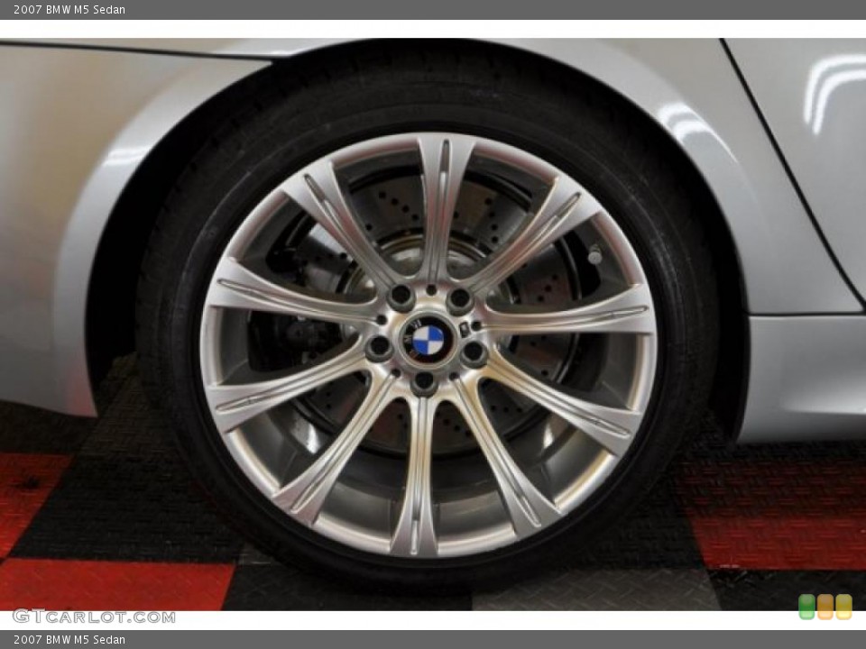 2007 BMW M5 Sedan Wheel and Tire Photo #42231544