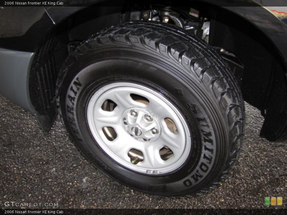 2006 Nissan Frontier XE King Cab Wheel and Tire Photo #42237819