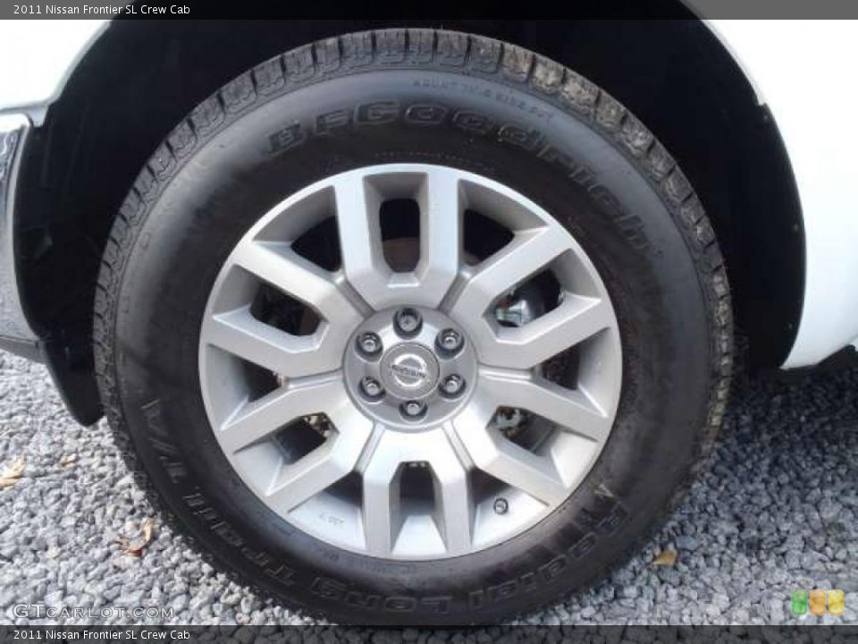 2011 Nissan Frontier SL Crew Cab Wheel and Tire Photo #42245894