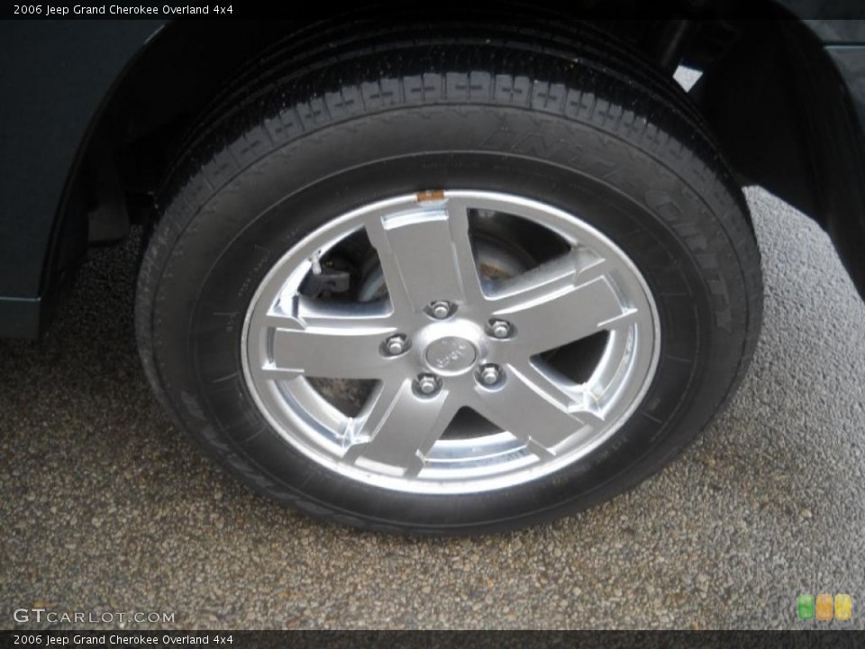 2006 Jeep Grand Cherokee Overland 4x4 Wheel and Tire Photo #42255542