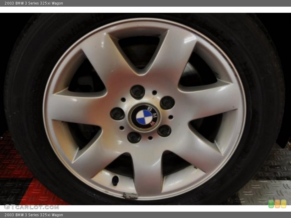 2003 BMW 3 Series 325xi Wagon Wheel and Tire Photo #42286577