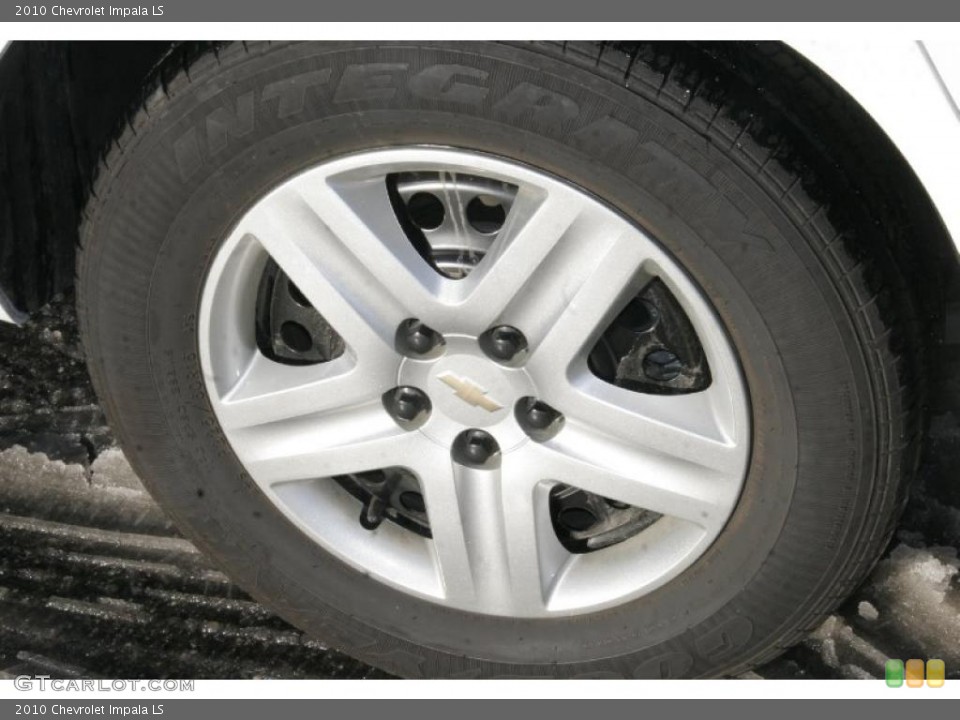 2010 Chevrolet Impala LS Wheel and Tire Photo #42324979