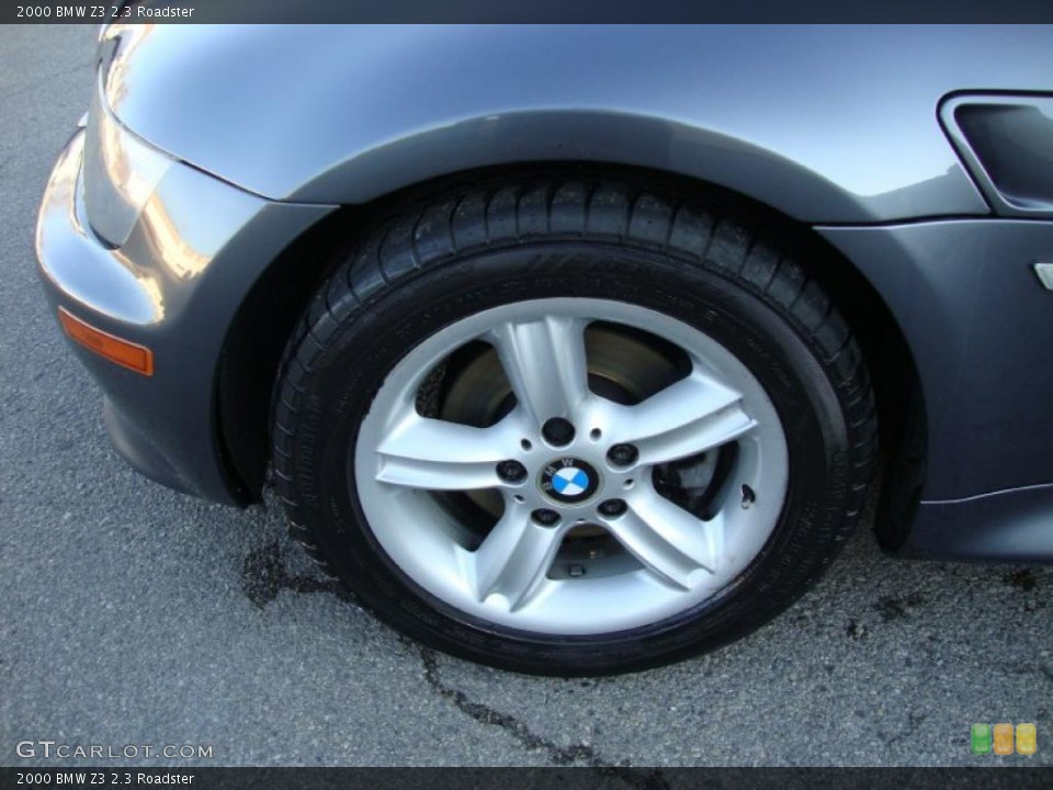 2000 BMW Z3 2.3 Roadster Wheel and Tire Photo #42338580