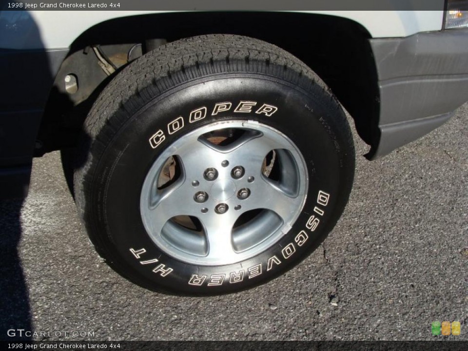 1998 Jeep Grand Cherokee Laredo 4x4 Wheel and Tire Photo #42366132