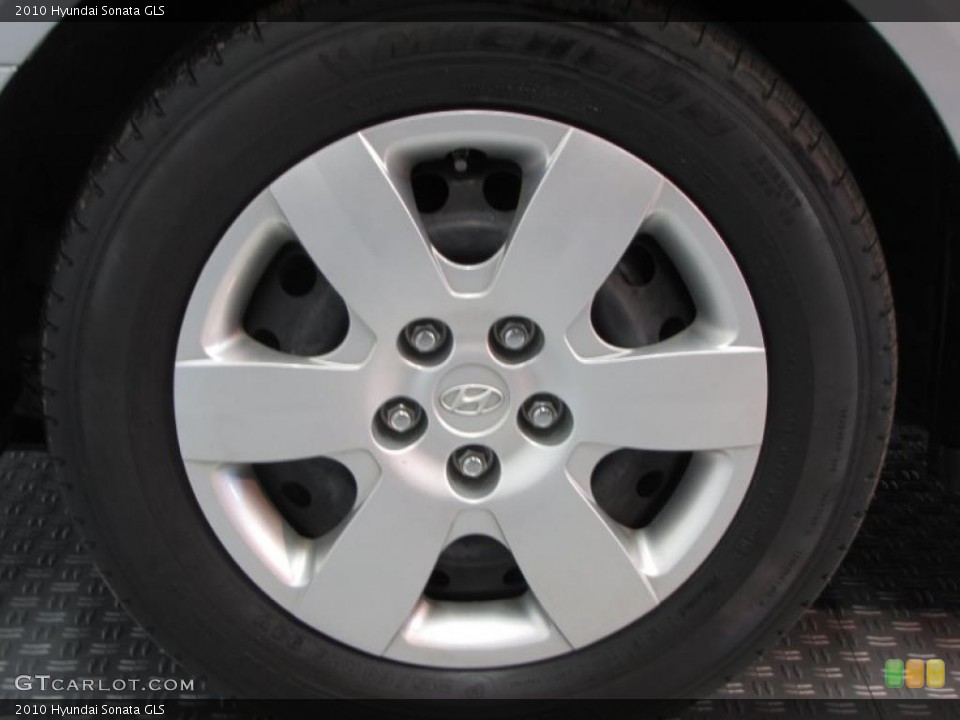 2010 Hyundai Sonata GLS Wheel and Tire Photo #42373711