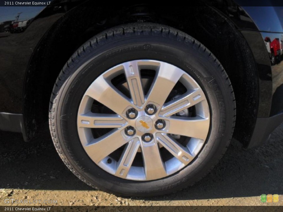 2011 Chevrolet Equinox LT Wheel and Tire Photo #42399395