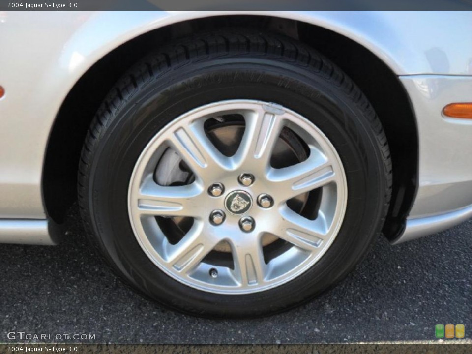 2004 Jaguar S-Type 3.0 Wheel and Tire Photo #42400595