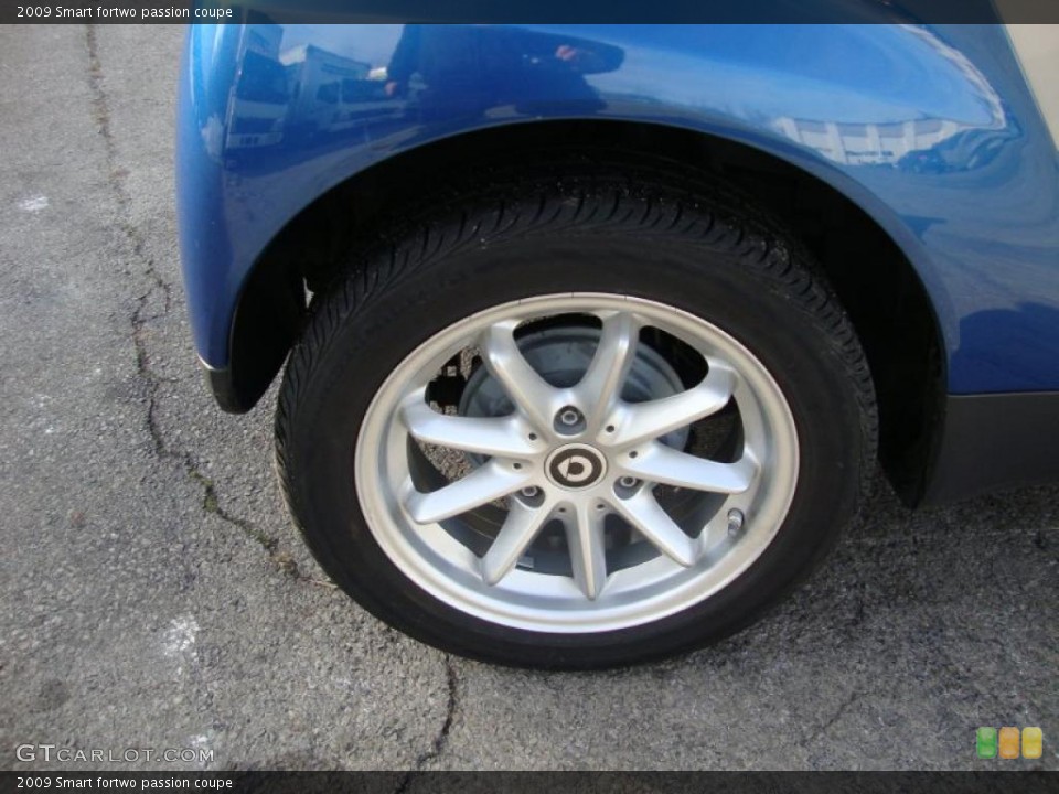 2009 Smart fortwo passion coupe Wheel and Tire Photo #42404243