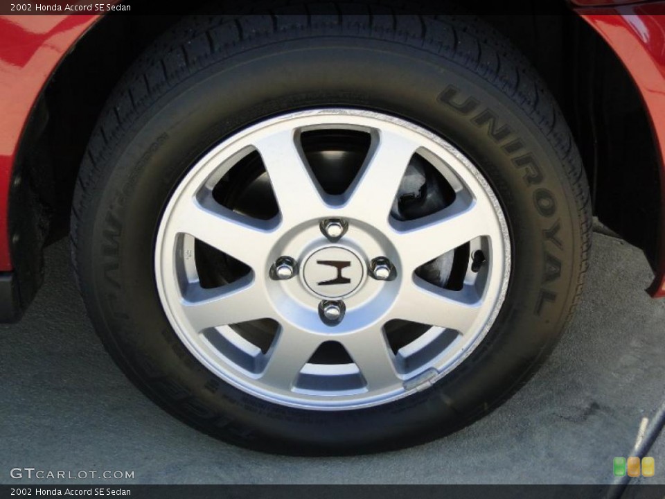 2002 Honda Accord SE Sedan Wheel and Tire Photo #42404771