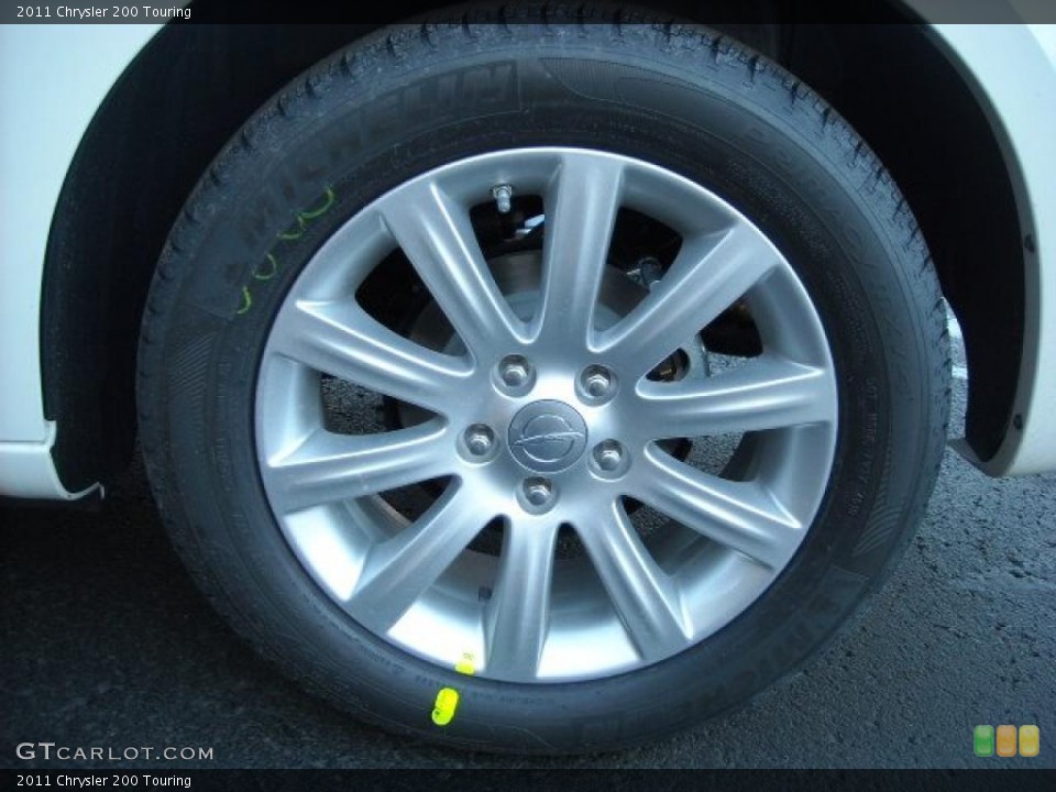 2011 Chrysler 200 Touring Wheel and Tire Photo #42412056