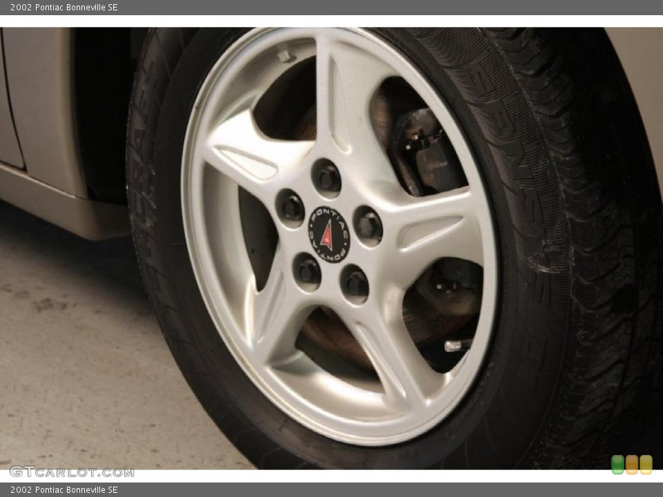 2002 Pontiac Bonneville Wheels and Tires