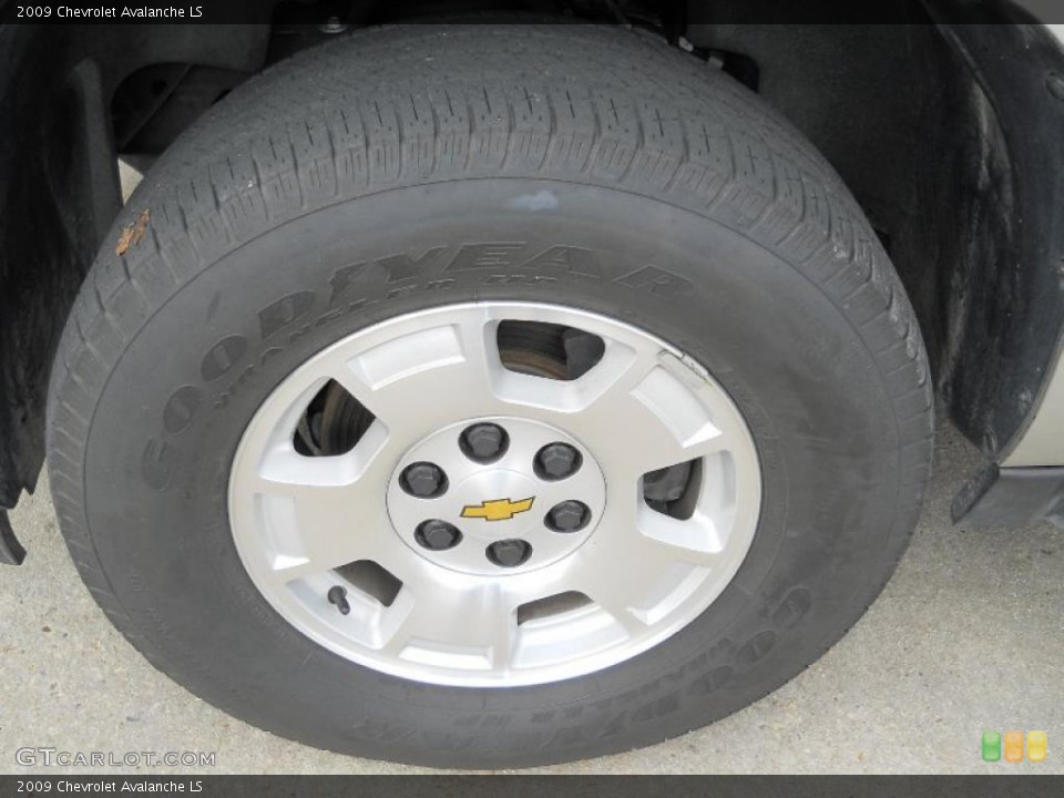 2009 Chevrolet Avalanche LS Wheel and Tire Photo #42434424