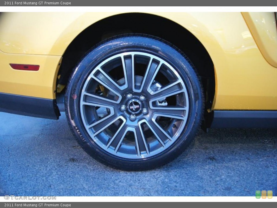 2011 Ford Mustang GT Premium Coupe Wheel and Tire Photo #42463487