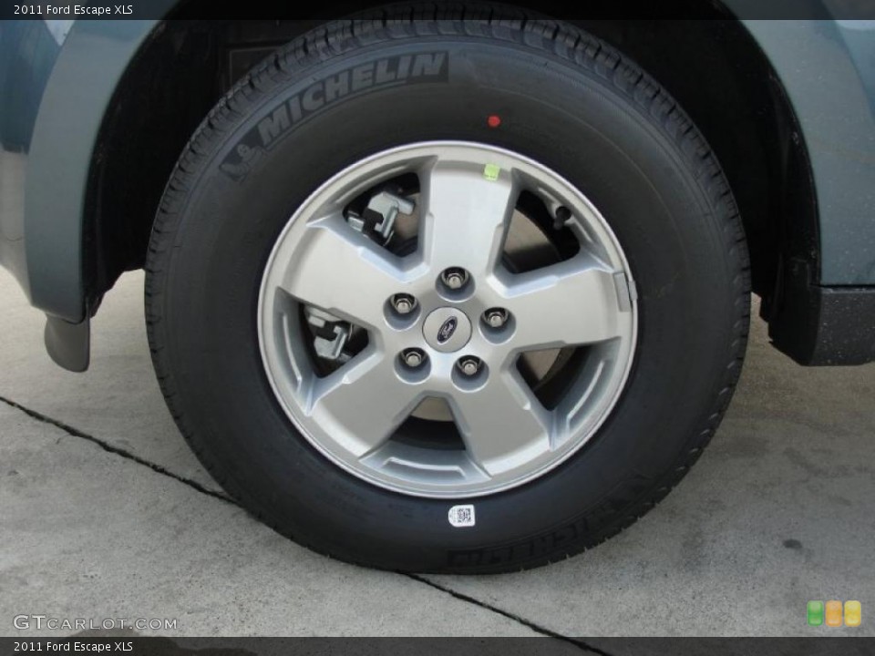 2011 Ford Escape XLS Wheel and Tire Photo #42497494