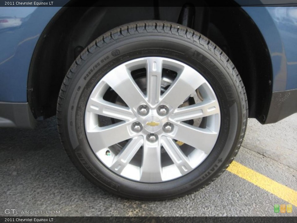 2011 Chevrolet Equinox LT Wheel and Tire Photo #42627128
